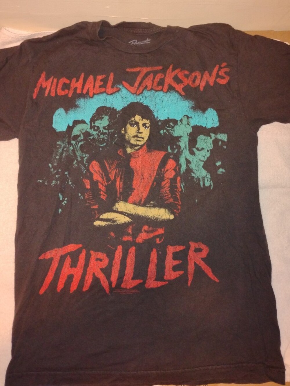 Bravado Michael Jackson Thriller Graphic Tee with Red & Teal Print Mens Medium